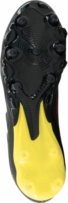 Atlete futbolli New Balance Tekela Team FG V5, të zeza