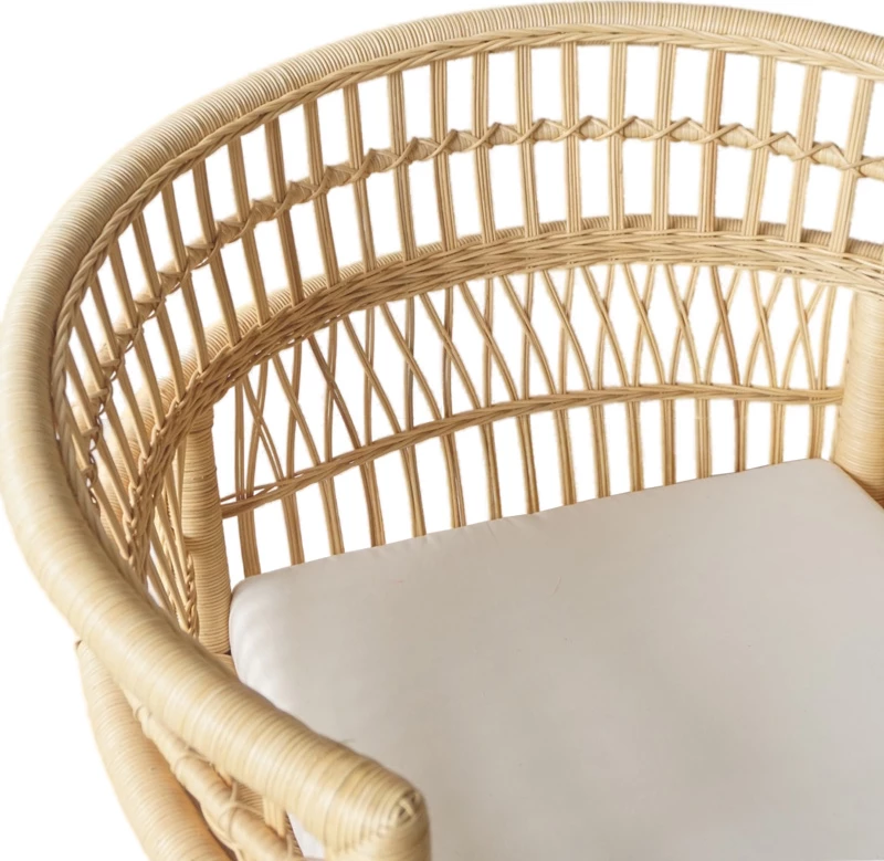 Fotel Necorian, dru tik, pe ratan natyral, jastëk i bardhë, 80x70x87cm