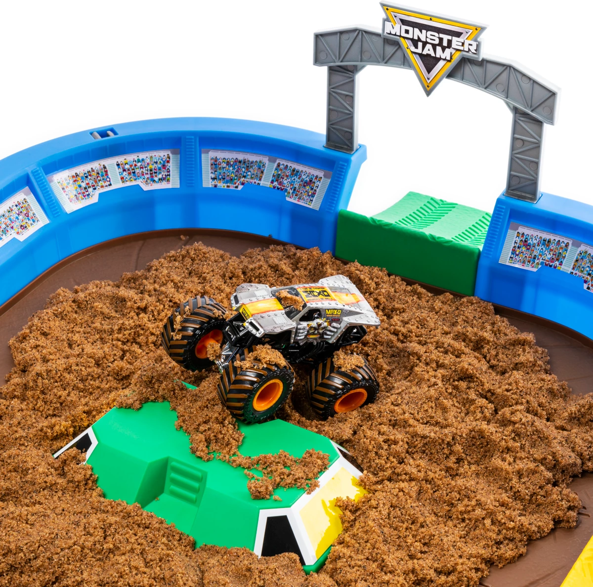 Monster Jam Monster Truck Dirt Arena Playset - 1:64