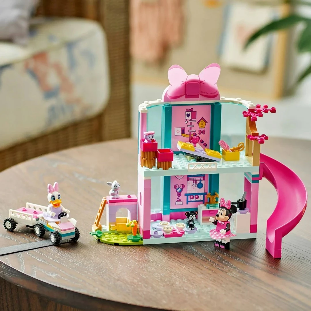 Set lodrash LEGO Disney 43274 Minnie's Pet Hotel, 161 pjesë