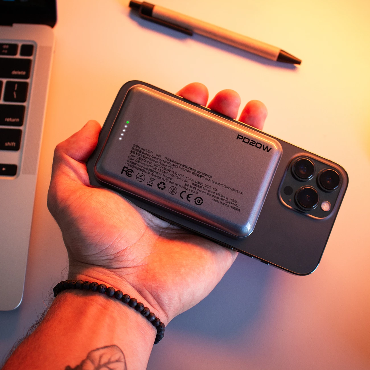 Power bank Dudao TGK1, 10000mAh, MagSafe wireless, 20W, i zi