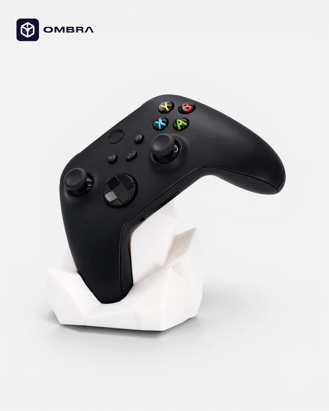Minimalist crystal Xbox controller stand - e bardhe