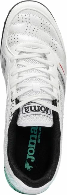 Atlete futbolli për meshkuj Joma, të bardha