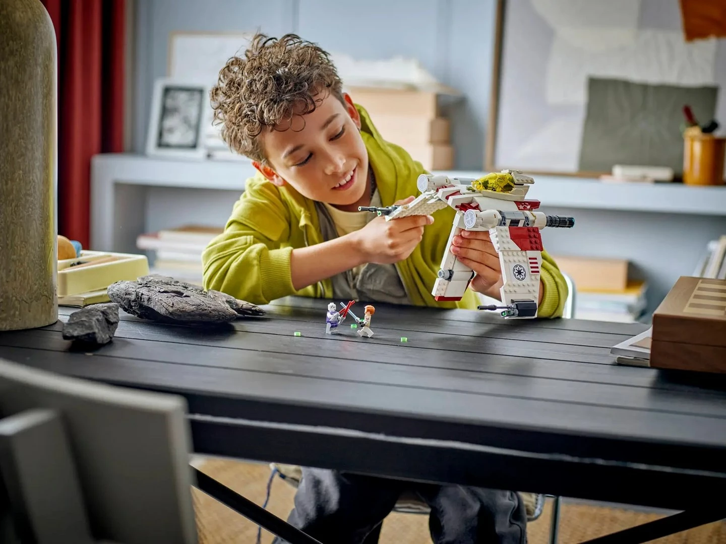 Set LEGO Star Wars V-19 Torrent Starfighter 75432, 567 pjesë, me 3 minifigura