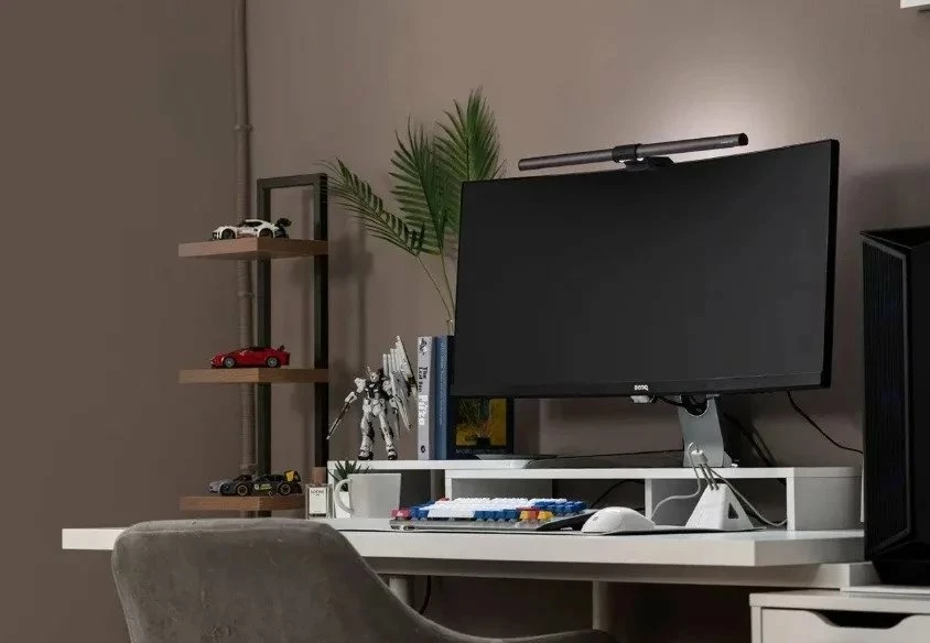 Lampë monitori BenQ ScreenBar Halo 2 LED dual color, sensor lëvizjeje, 2700K-6500K, kabllo 1.5 m, e zezë/argjendtë