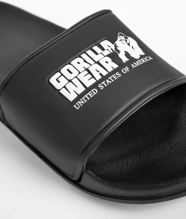  Papuqe Pasco - E zezë