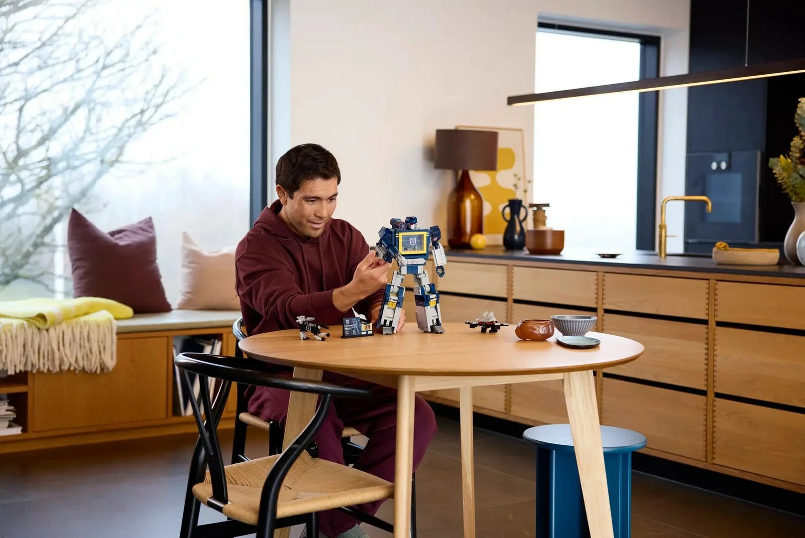 Set LEGO ICONS Transformers Soundwave 10358, për të rritur, 1508 pjesë