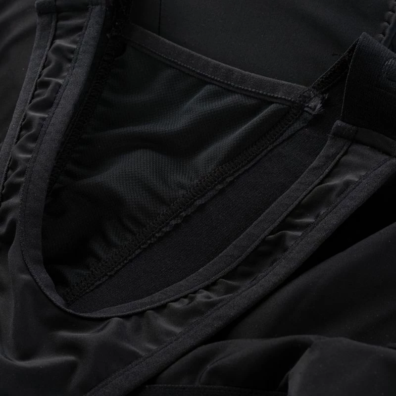 Shorce për femra Radvik, të zeza