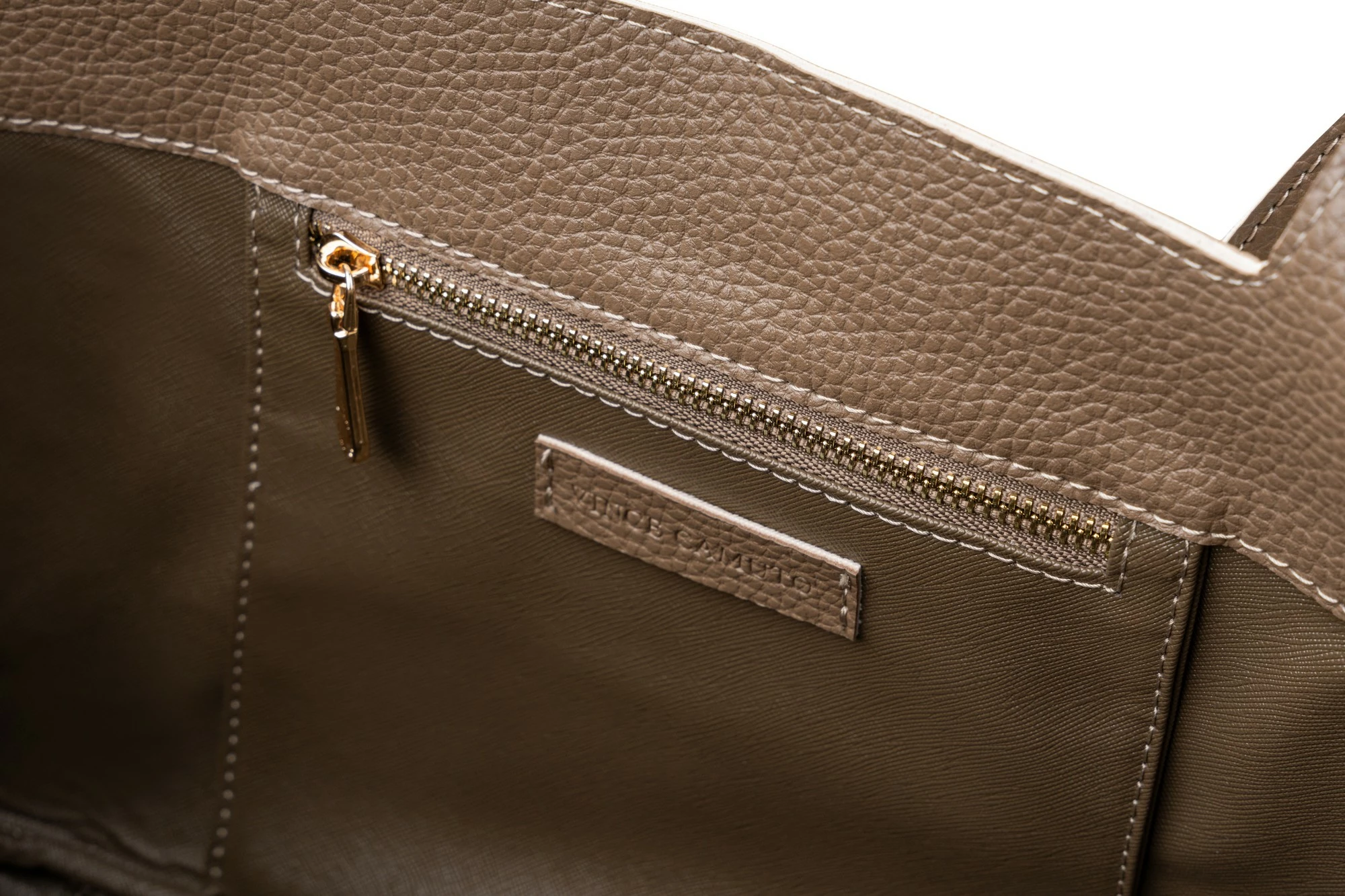 Çantë tote Vince Camuto, L'Aquila, ngjyrë mink