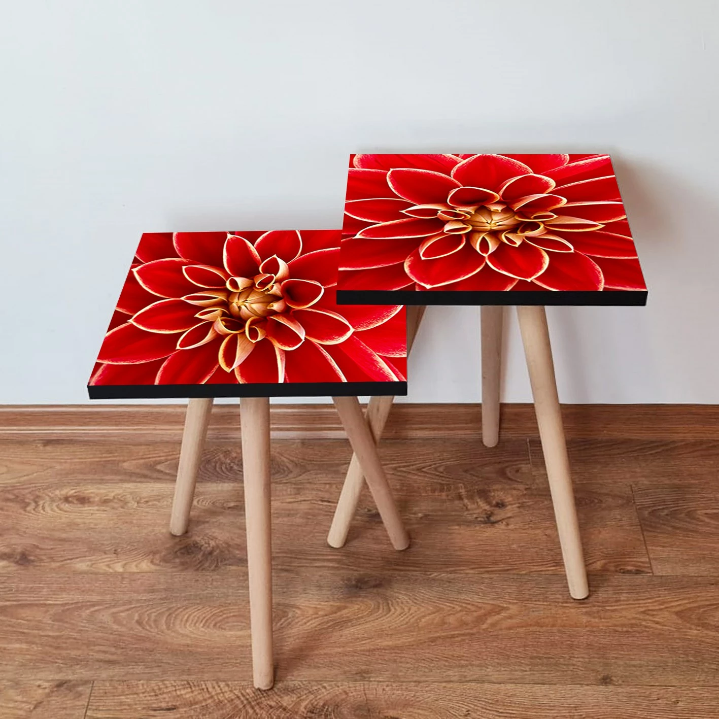 Set tavolinash të mbivendosura Skye Decor, 2 copë, e kuqe