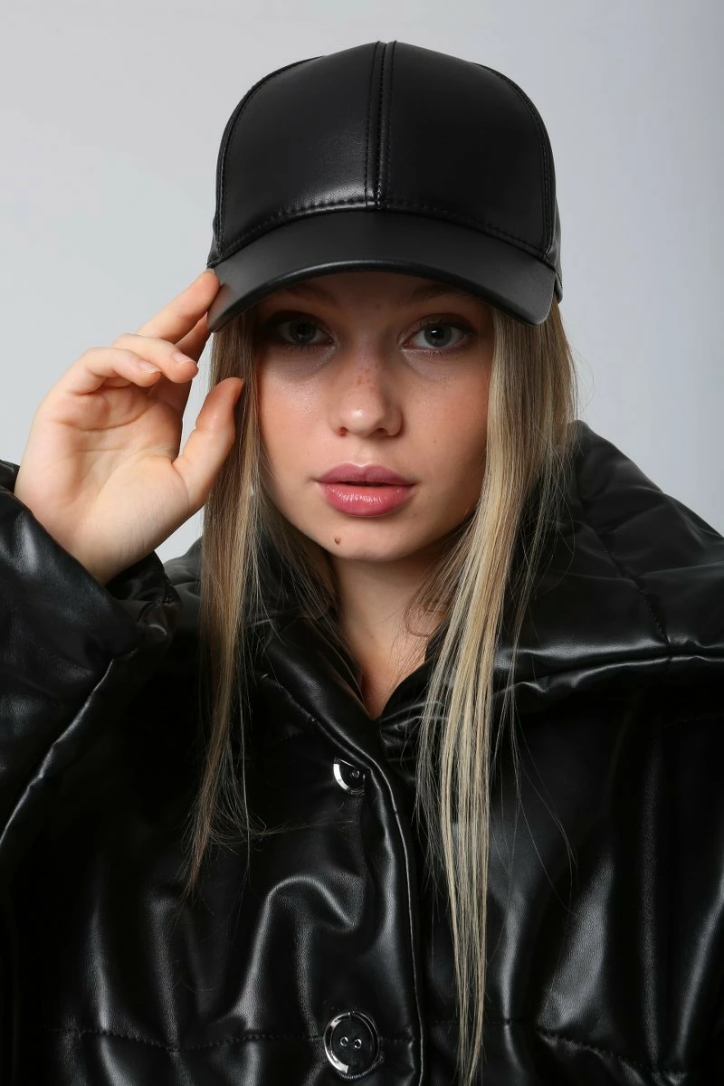 Kapelë për femra, Jumeon, Spk1104, e zezë