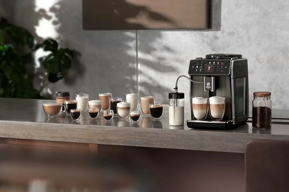 Aparat kafeje Saeco GranAroma SM6582/10, gri