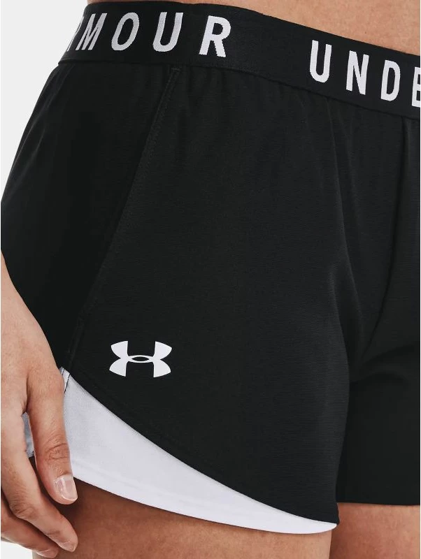 Shorce për femra Under Armour, të zeza