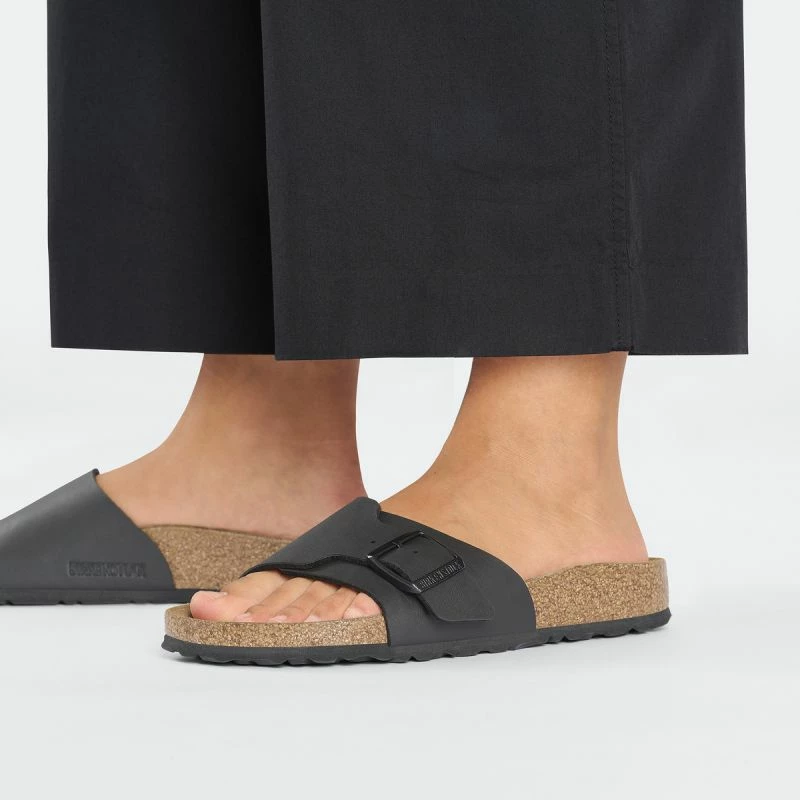Papuqe për femra Birkenstock, të zeza [Madhësia: 37]