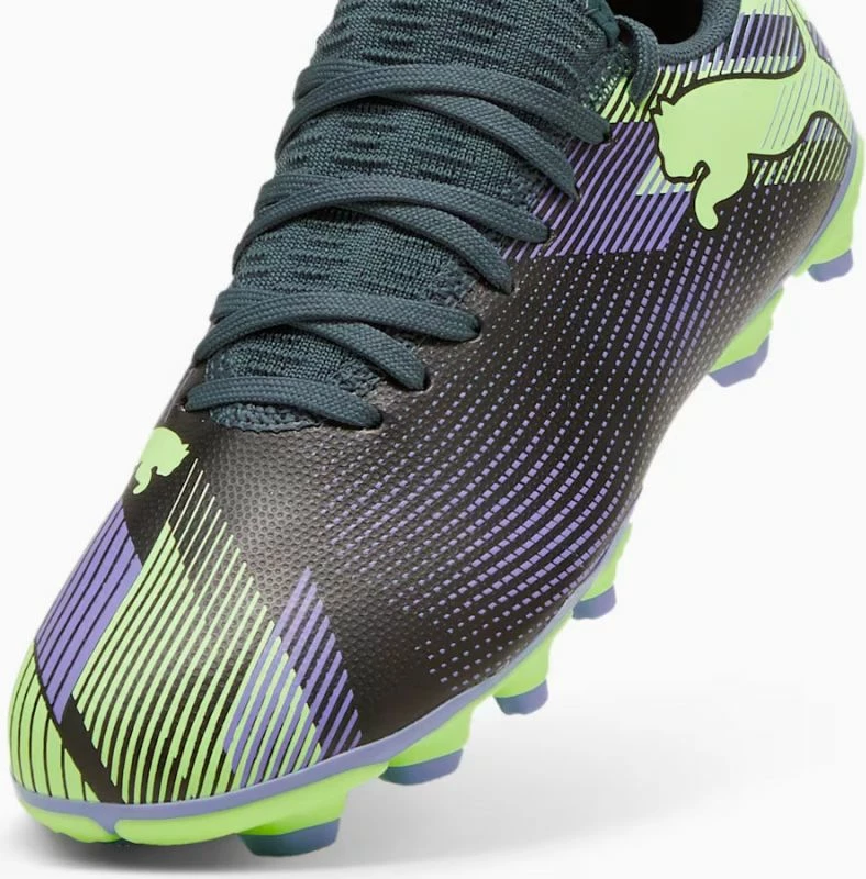 Atlete futbolli Puma për fëmijë, vjollcë dhe jeshile