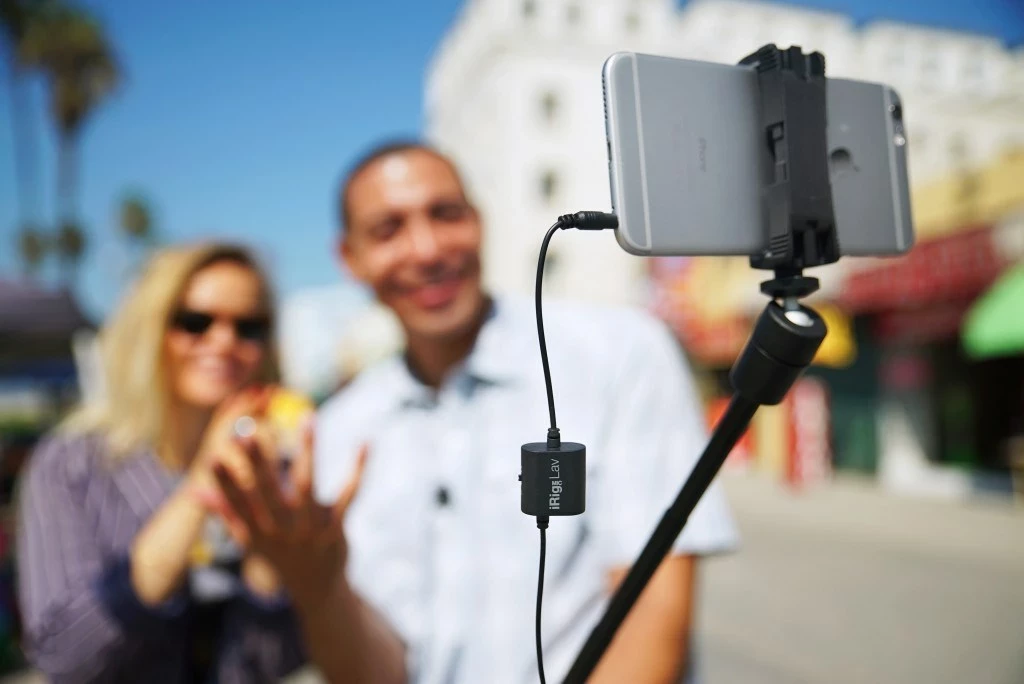 Mikrofon me kapëse IK Multimedia iRig Mic Lav, i zi