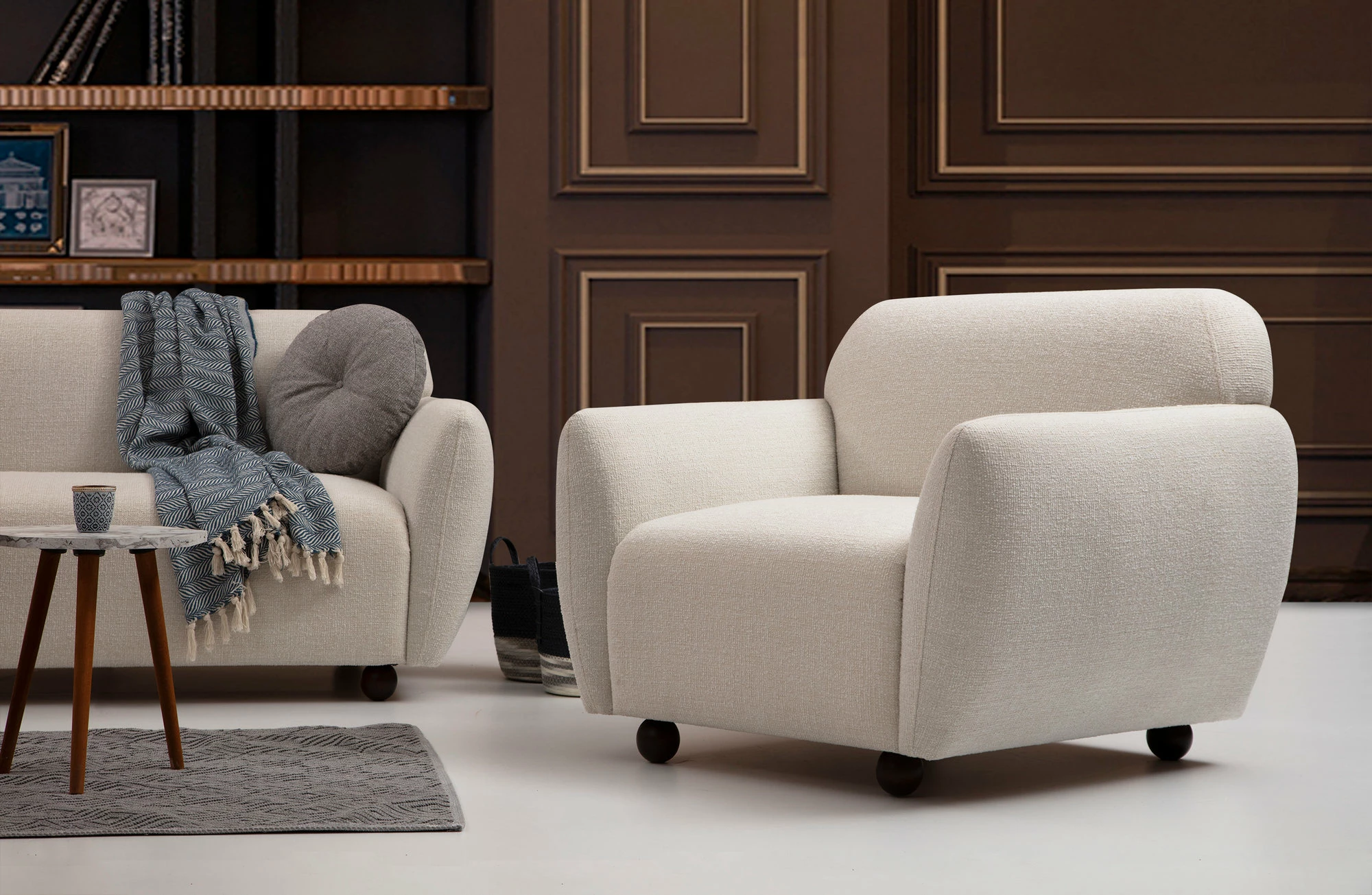 Karrige krahu Eddy, krem, Atelier del Sofa