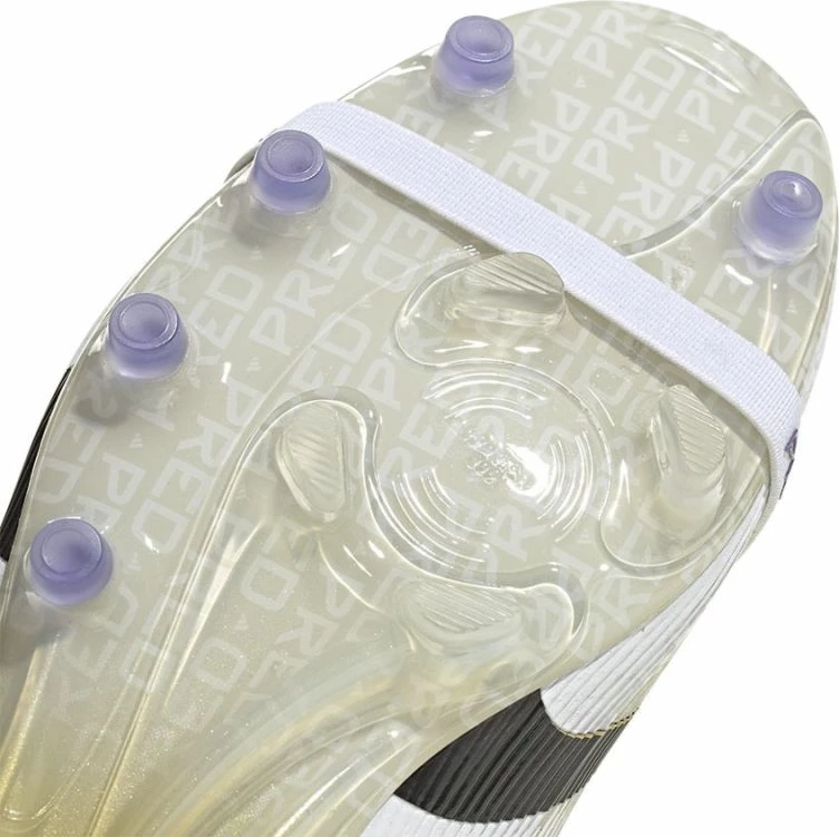 Atlete futbolli adidas për meshkuj, të bardha