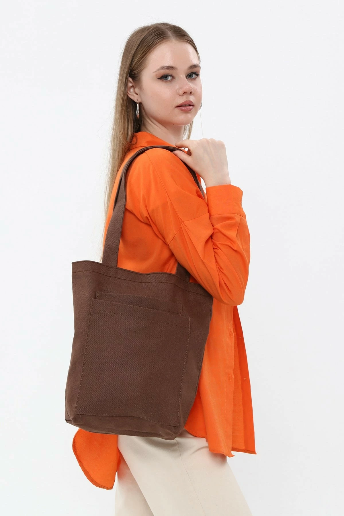 Çantë tote gabardinë, ngjyrë kafe e errët, Zoozie Bags, 33x45x10cm