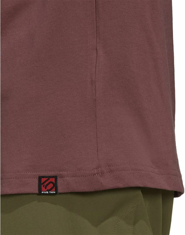 Maicë adidas për meshkuj, ngjyrë rozë