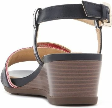 Sandale për femra Geox, blu marine [Madhësia: 39]