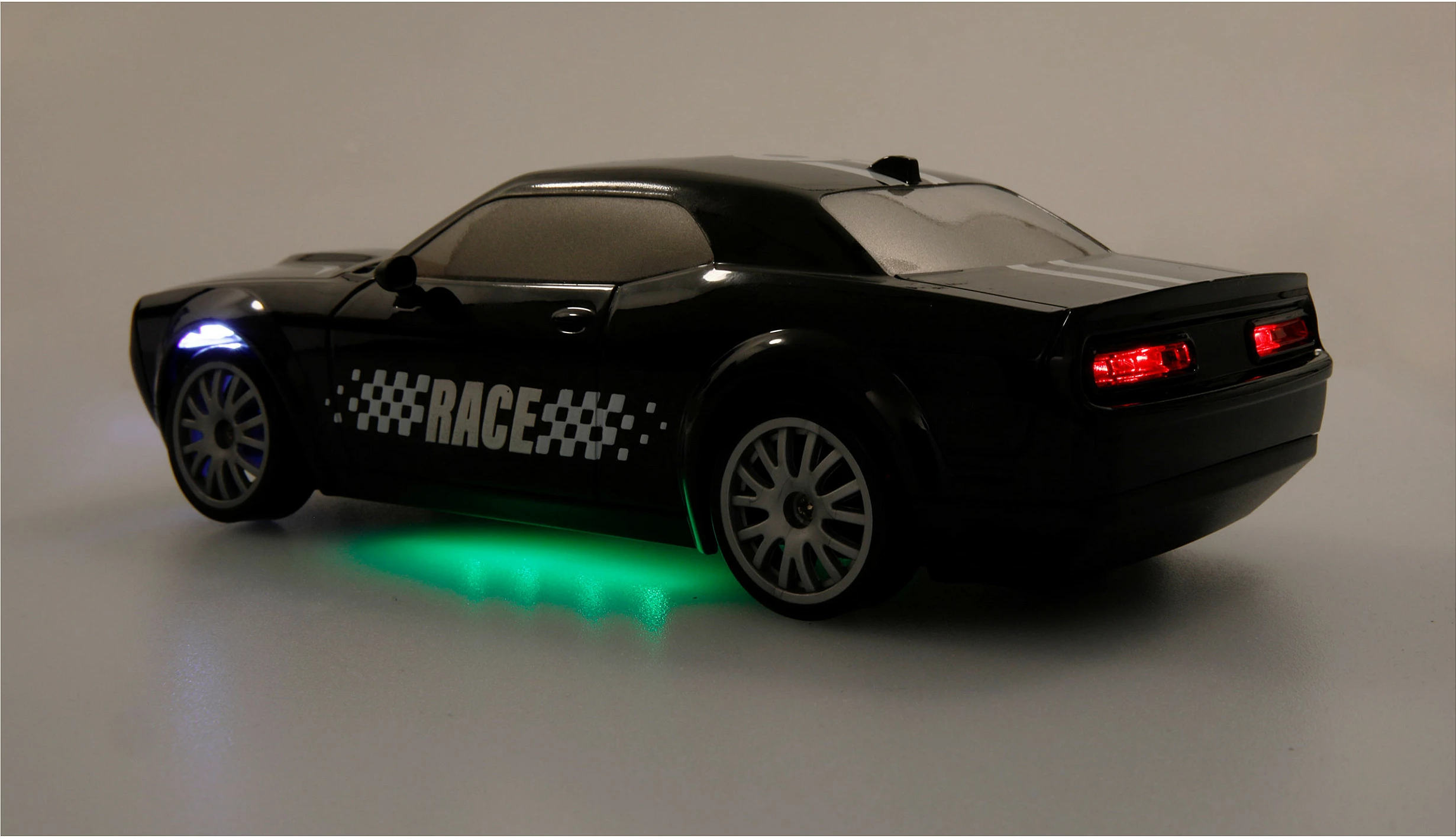 Vetura drift me telekomandë AMEWI 21110, 1:20, 4WD, 2.4 GHz, 500 mAh, e zezë