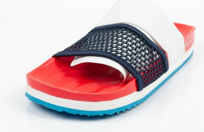 Papuqe për femra adidas, me ngjyra