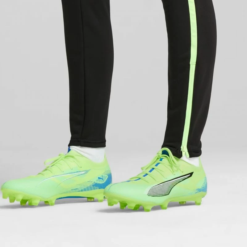 Atlete futbolli Puma, jeshile [Madhësia: 44.5]