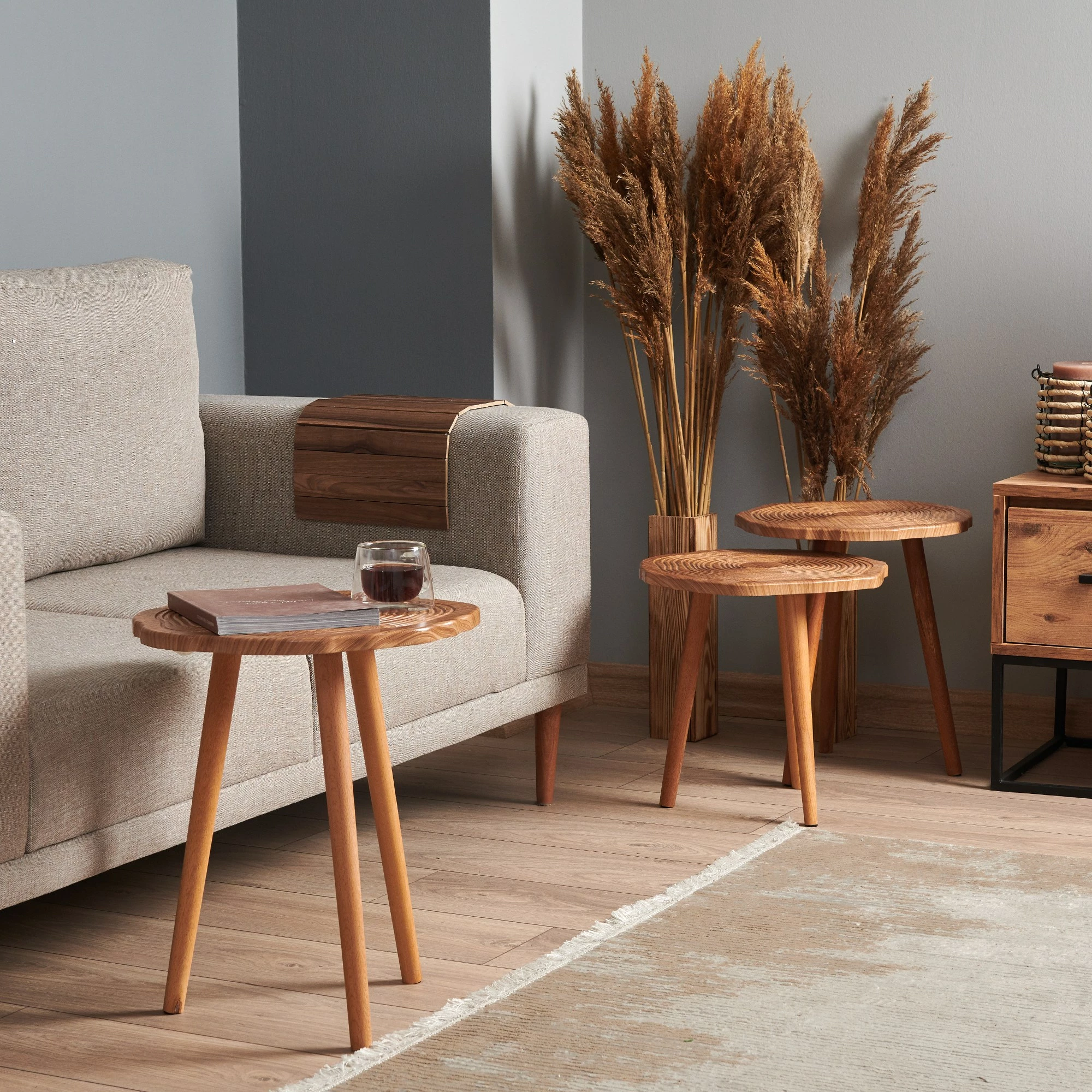 Set tavolinash ndihmëse TUVAL 048, 3 copë, ngjyrë arre