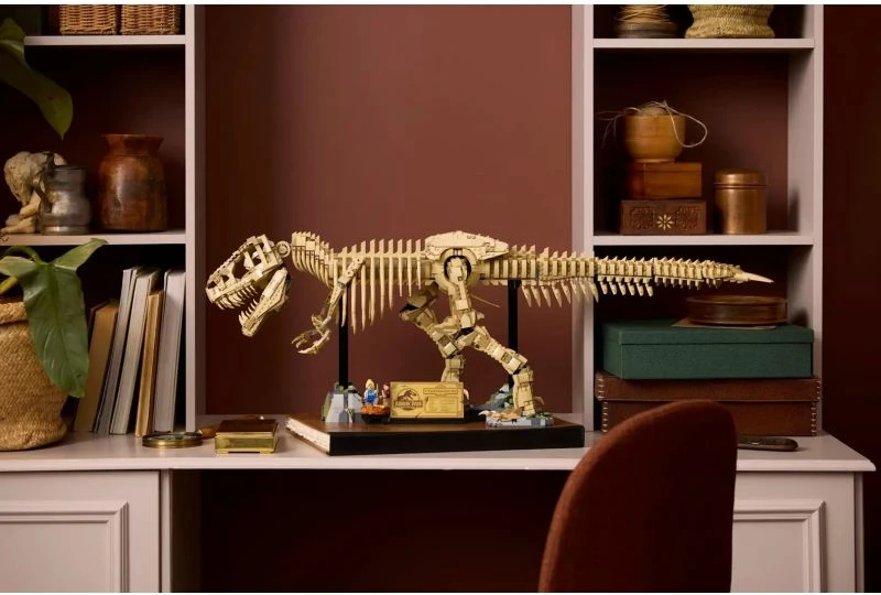 Set lego Jurassic World për të rritur