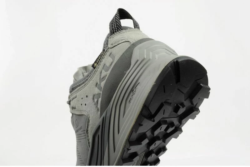 Atlete trekking për femra Aku, gri