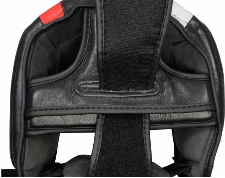 Helmetë për meshkuj Masters, e zezë