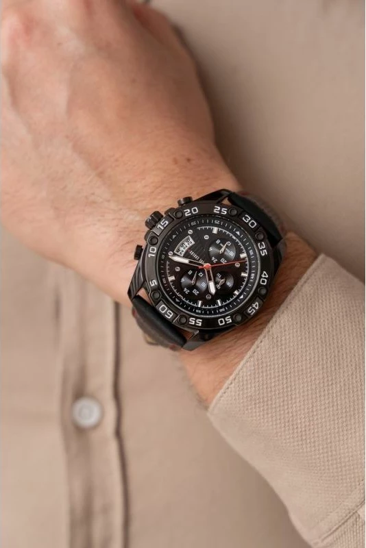 Orë dore për meshkuj Paul Lorens, e zezë