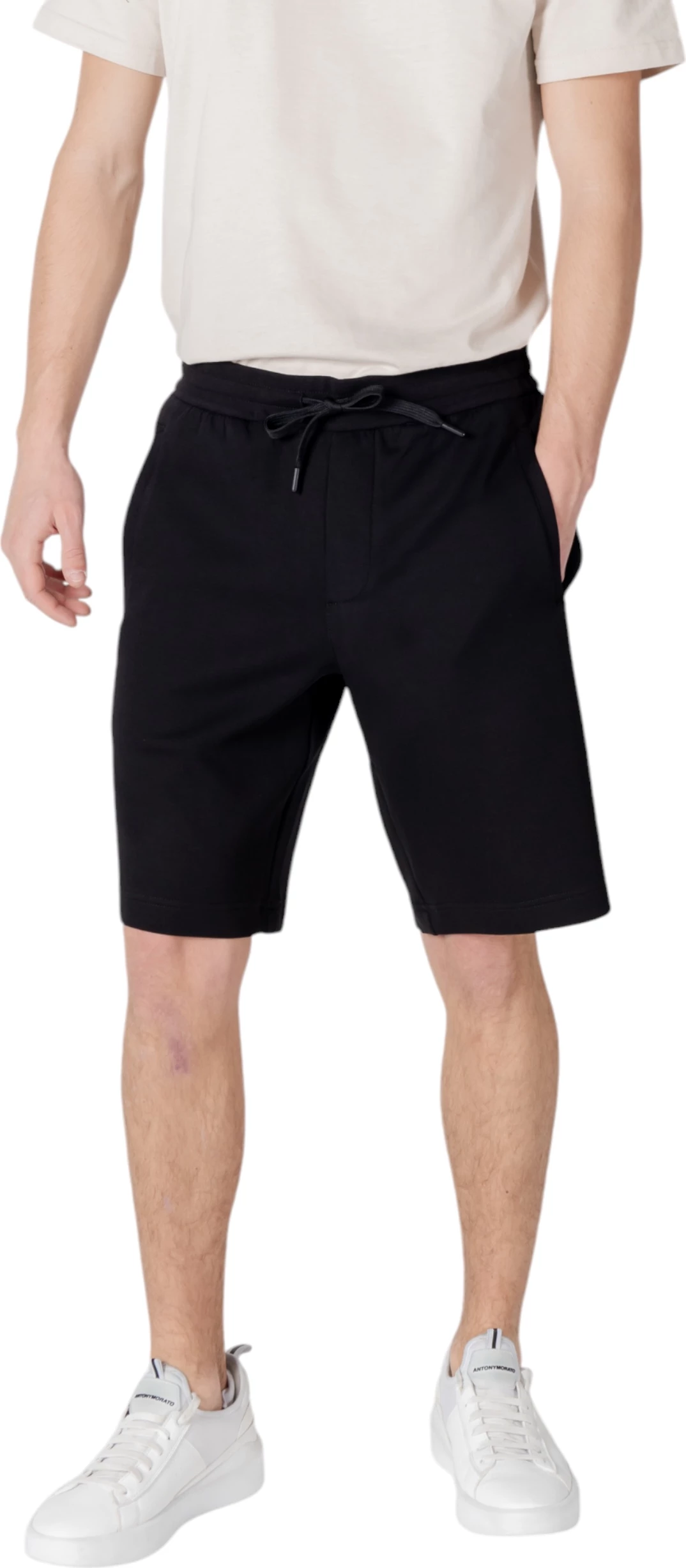Shorce për meshkuj Armani Exchange XM000372 AF10818, të zeza