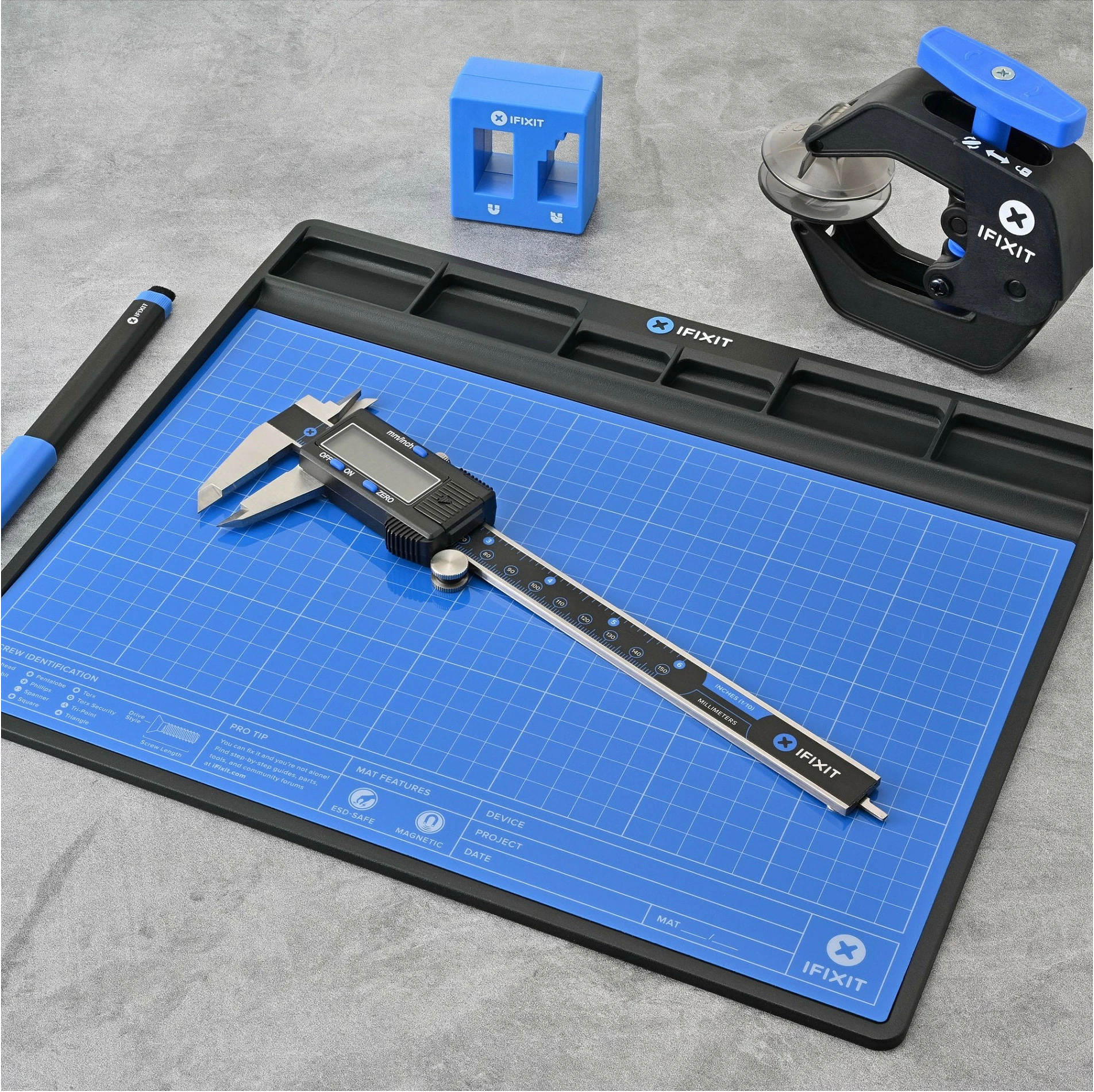 Set veglash riparimi iFixit Repair Business Toolkit, 143 pjesë, për riparime elektronike, zi/blu
