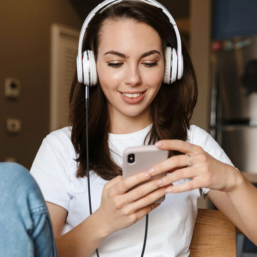 Kabllo audio Joyroom SY-A06 Lightning në AUX 3.5mm 1.2m, e zezë