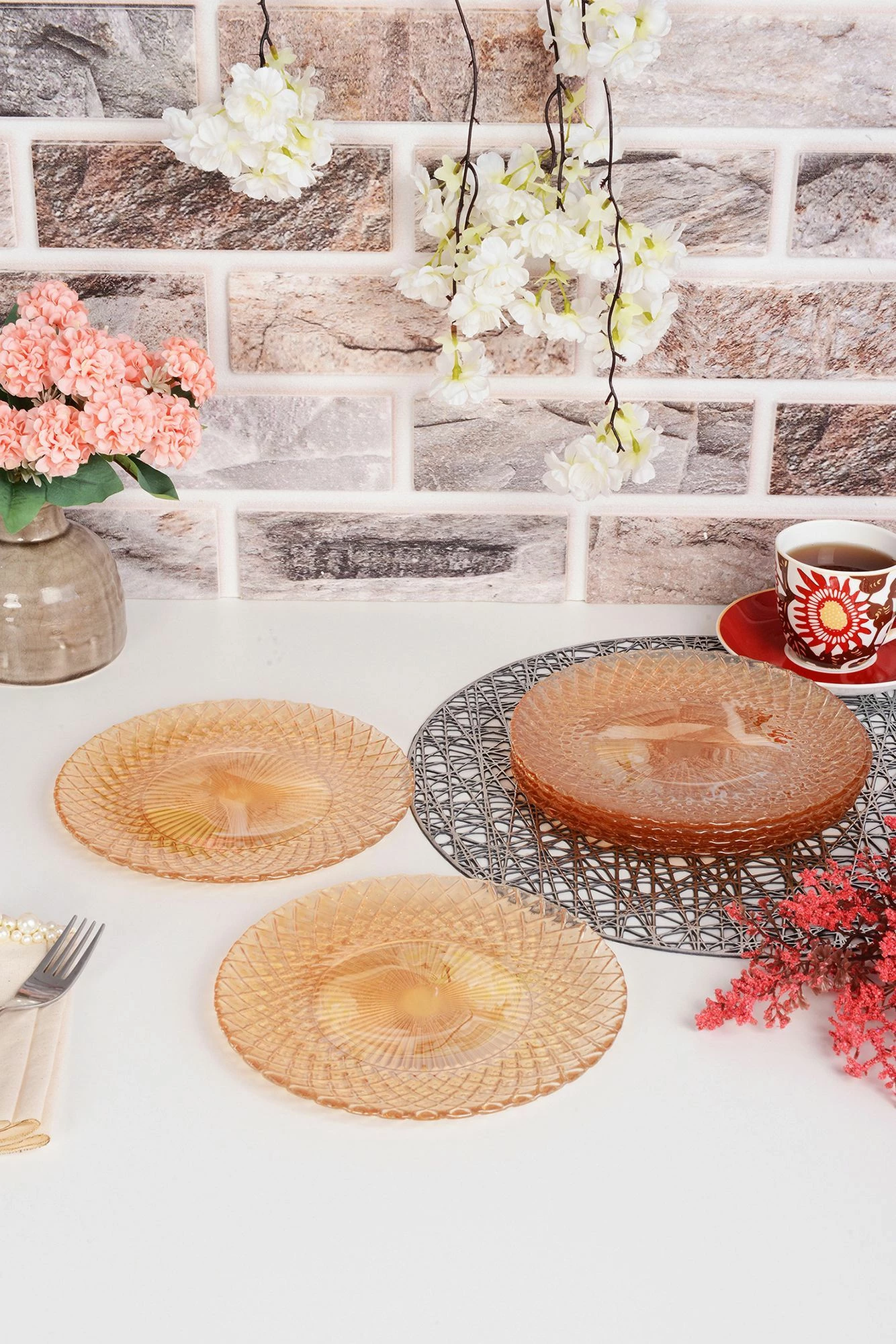 Set pjatash për ëmbëlsira, ngjyrë amber, Hermia Belinda, 6 copë, 21cm