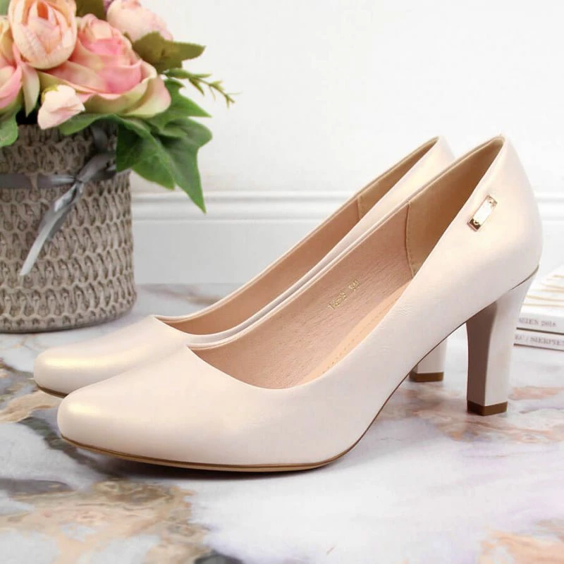 Këpucë me taka Sergio Leone femra, bezhë