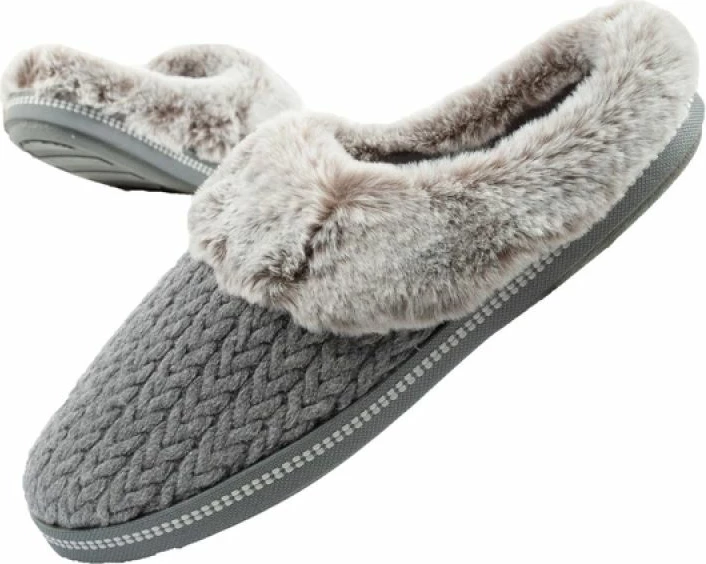 Papuqe për femra Skechers, të ngrohta