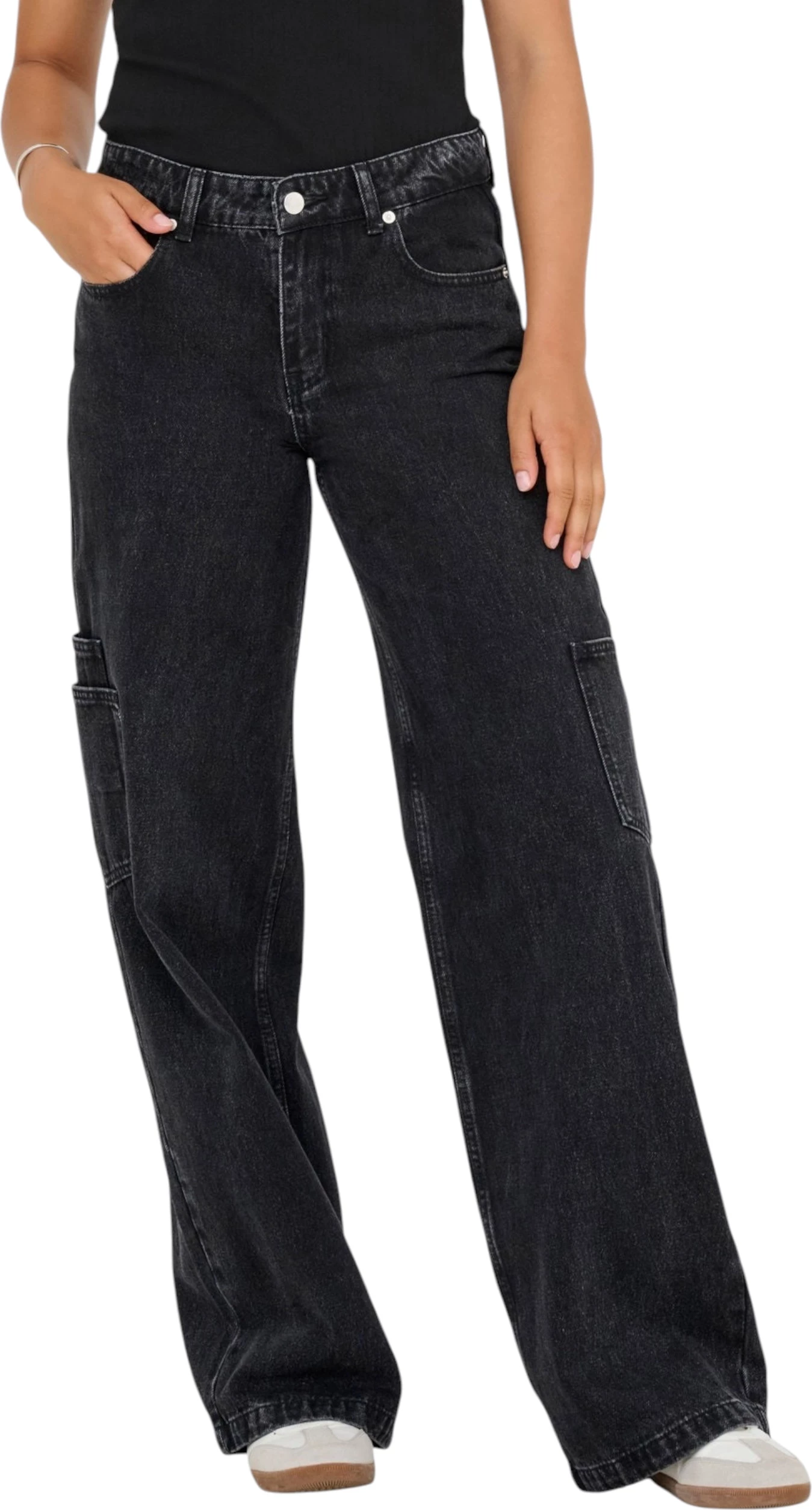 Xhinse cargo wide leg për femra Only Onlkira Reg Wide Cargo Dnm Mae 15352422, të zeza [Madhësia: W29 L32]