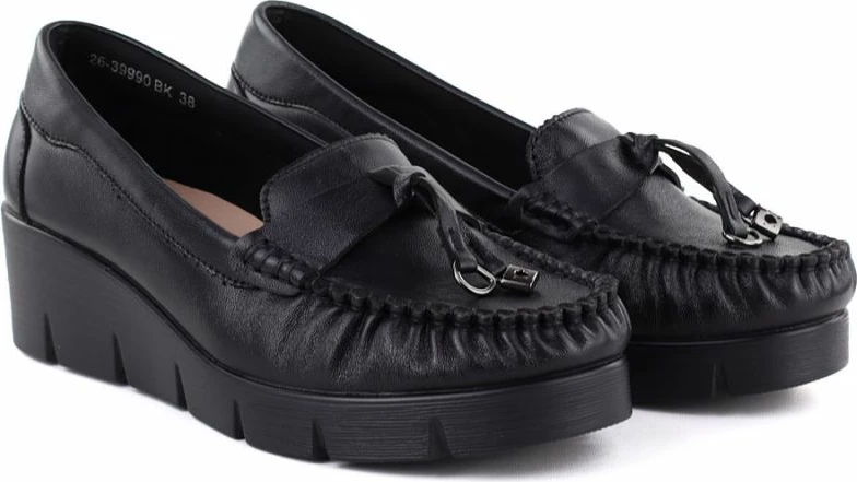 Këpucë lëkure për femra Vinceza 39990, të zeza