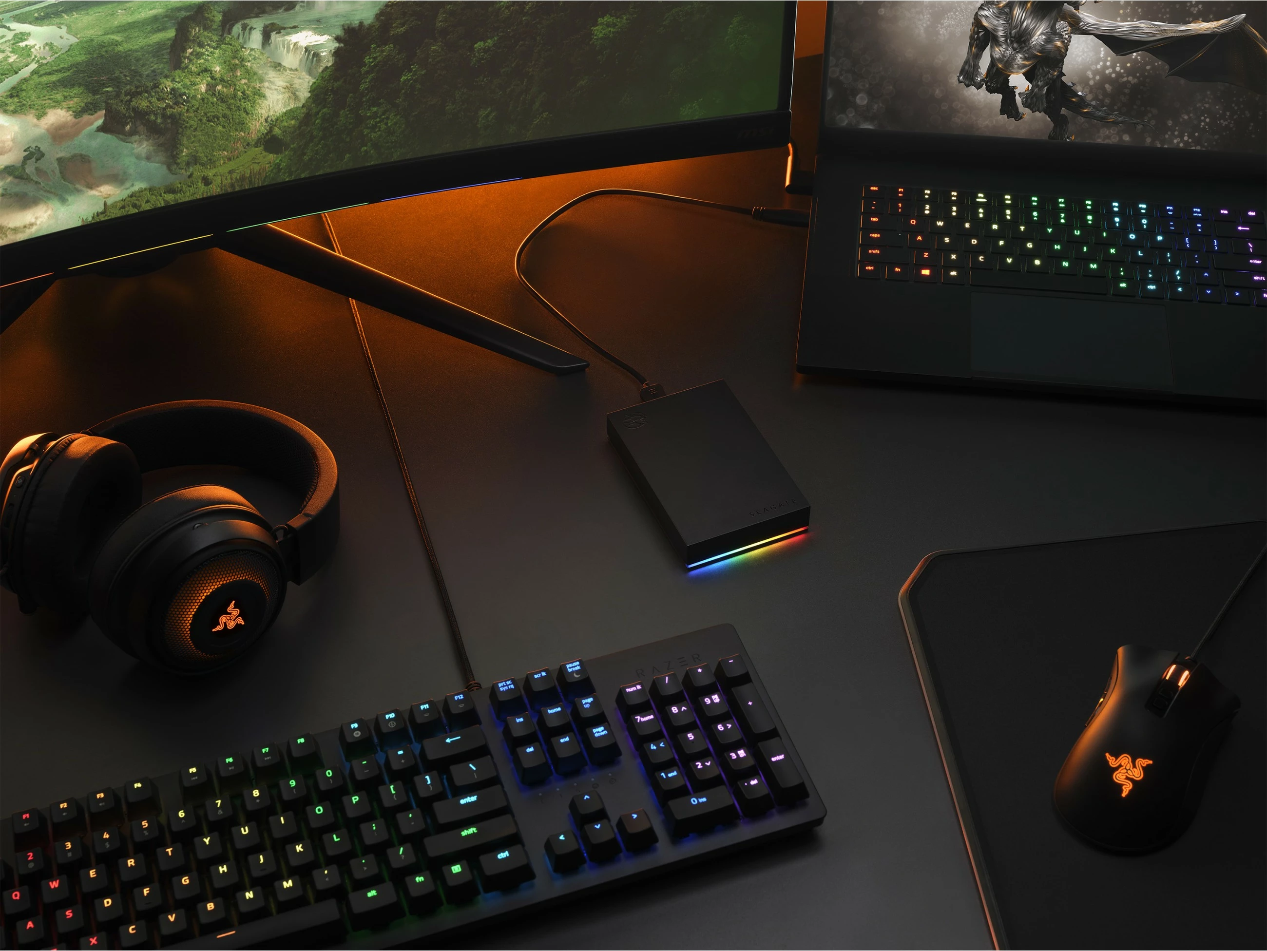Hard disk Seagate FireCuda Gaming 2TB, i zi