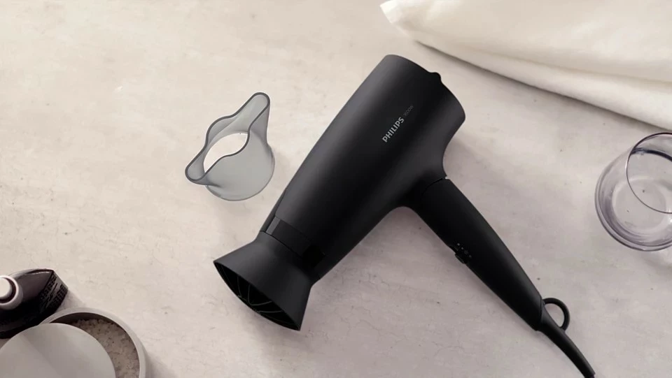 Tharëse flokësh Philips 3000 BHD308/10, e zezë