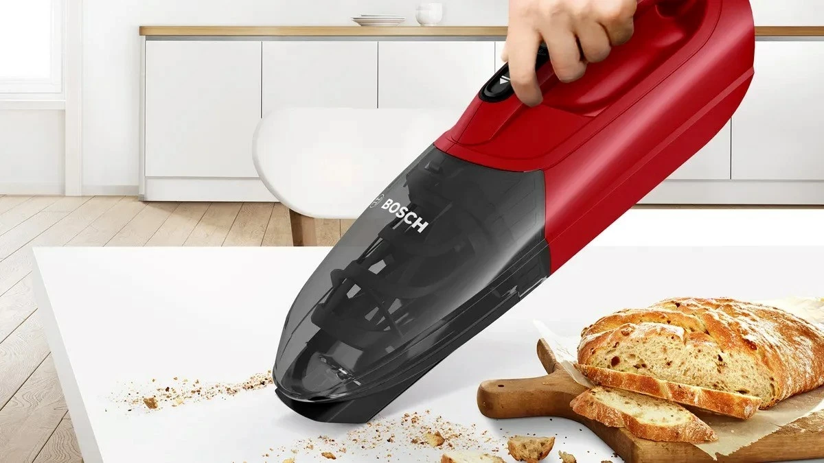 Fshesë pa kabllo Bosch Serie 2 BBHF214R, e kuqe