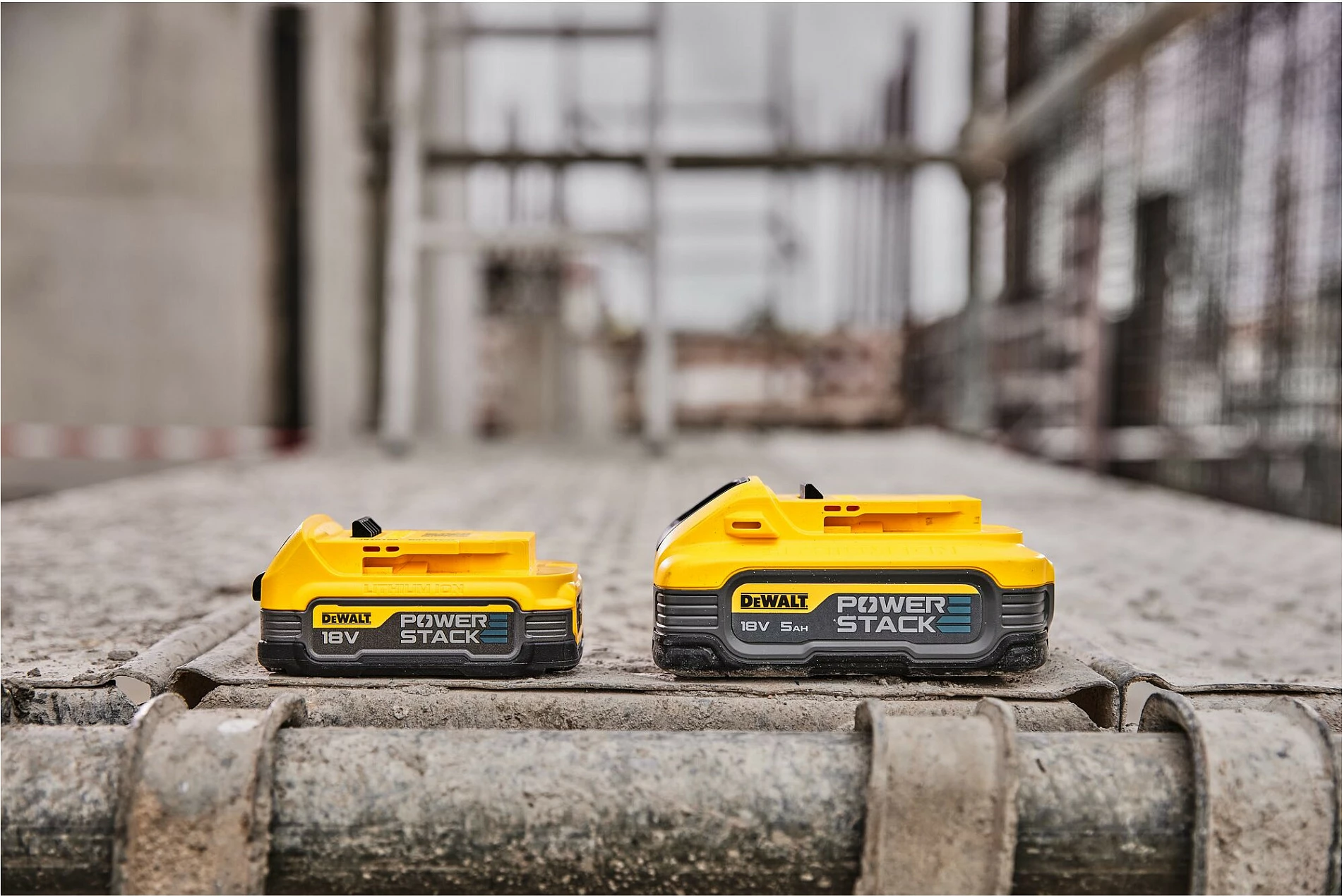 Bateri DeWALT POWERSTACK DCBP518, 18V 5Ah, verdhë/zi
