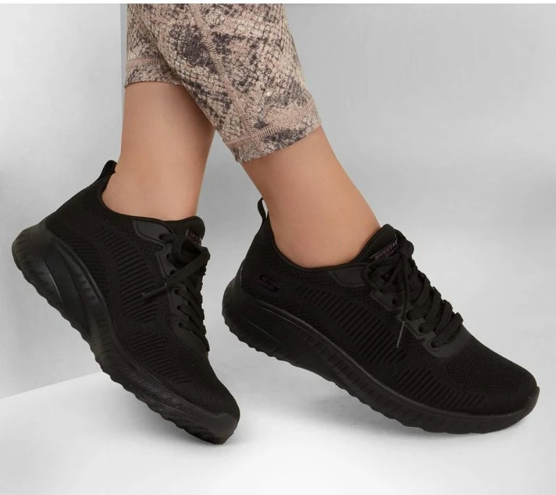 Këpucë Skechers, modeli Bobs Squad Chaos me Memory Foam për femra, të zeza [Madhësia: 39]