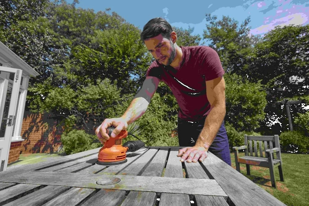 Lëmues rrotullues Black&Decker BEW210 230 W 125 mm