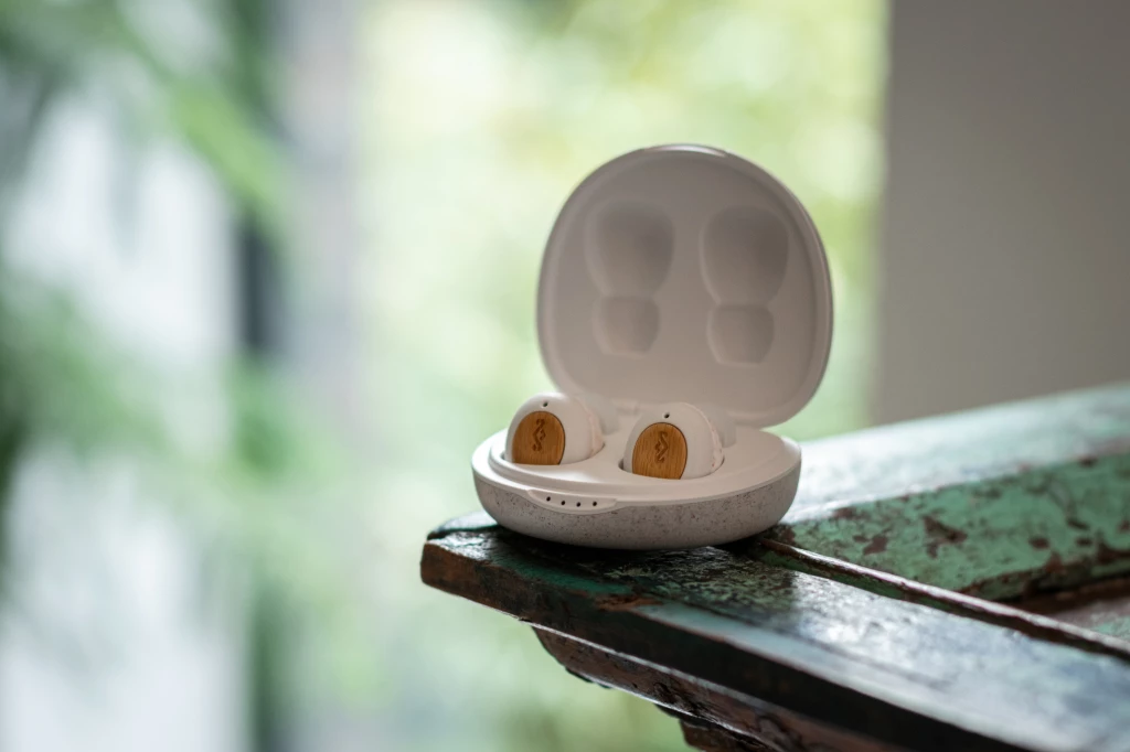 Kufje true wireless House of Marley Champion, Bluetooth, IPX4, 8h/28h, USB-C fast charge, bezhë
