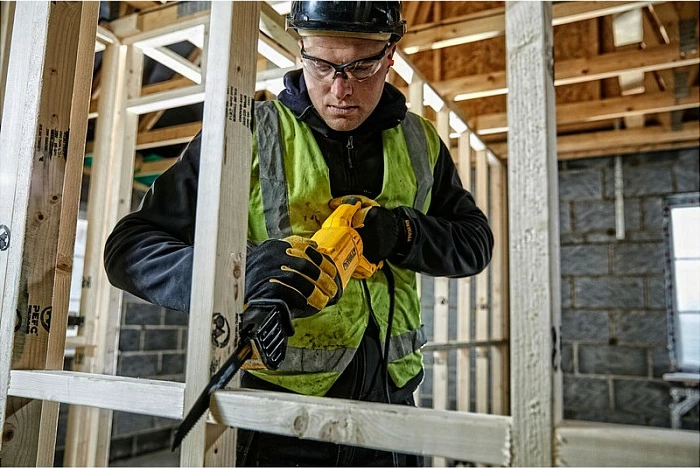 Sharrë reciproke DeWALT DWE305PK-QS, 1100W, 2800 spm, 10cm, e verdhë/zezë