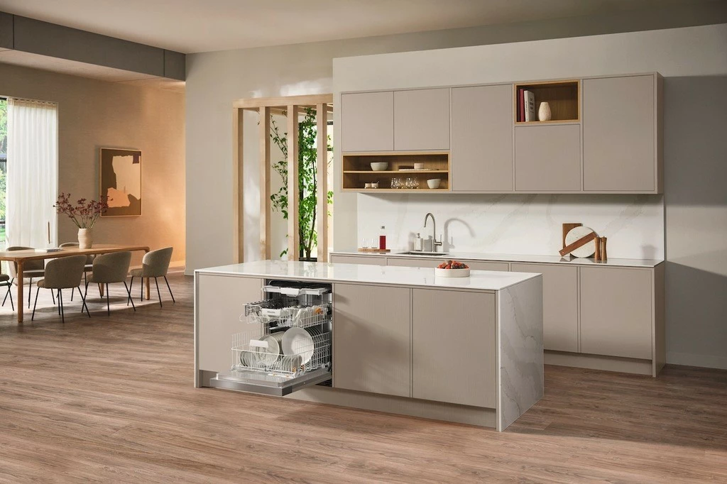 Enëlarëse e integrueshme pjesërisht Miele G 5611 SCi Active, 14 komplete, Inox CleanSteel